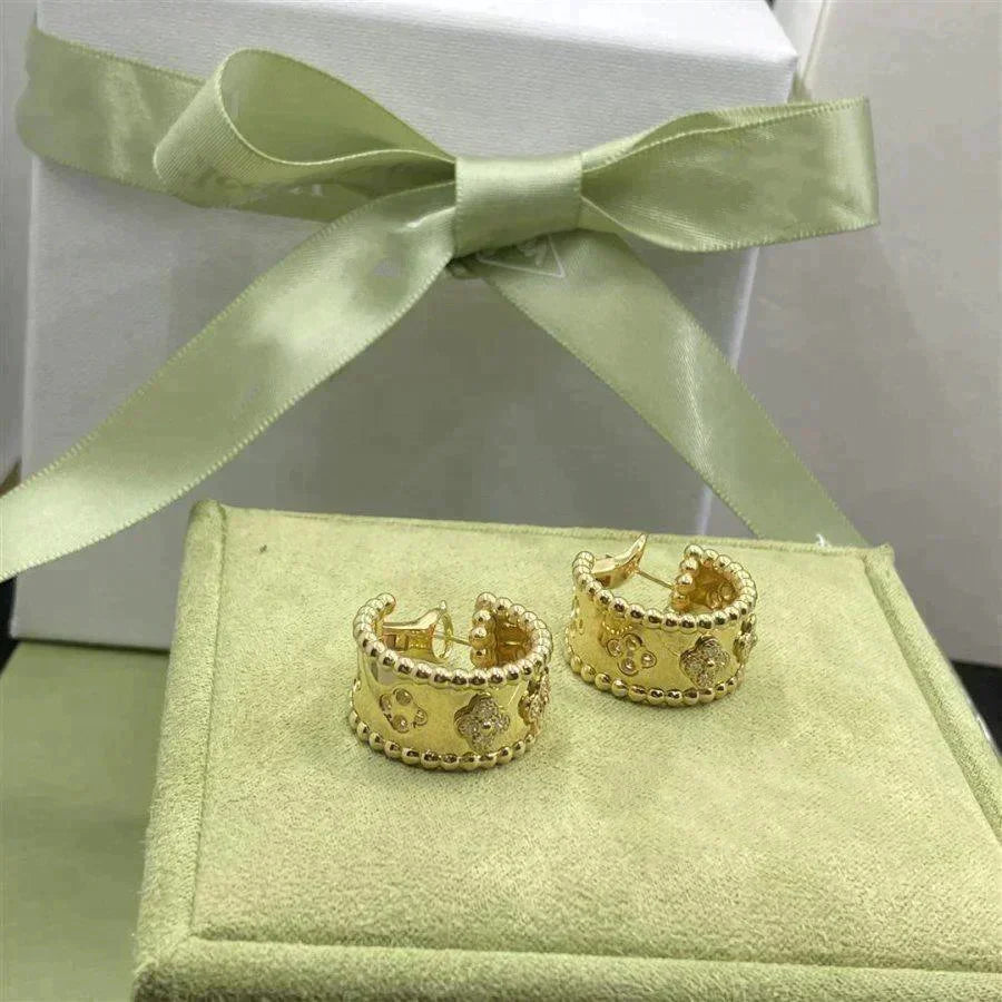Aura PERLEE DIAMOND EARRINGS
