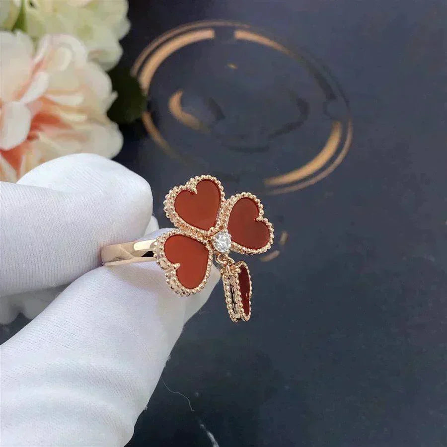 Aura SWEET CLOVER CARNELIAN RING