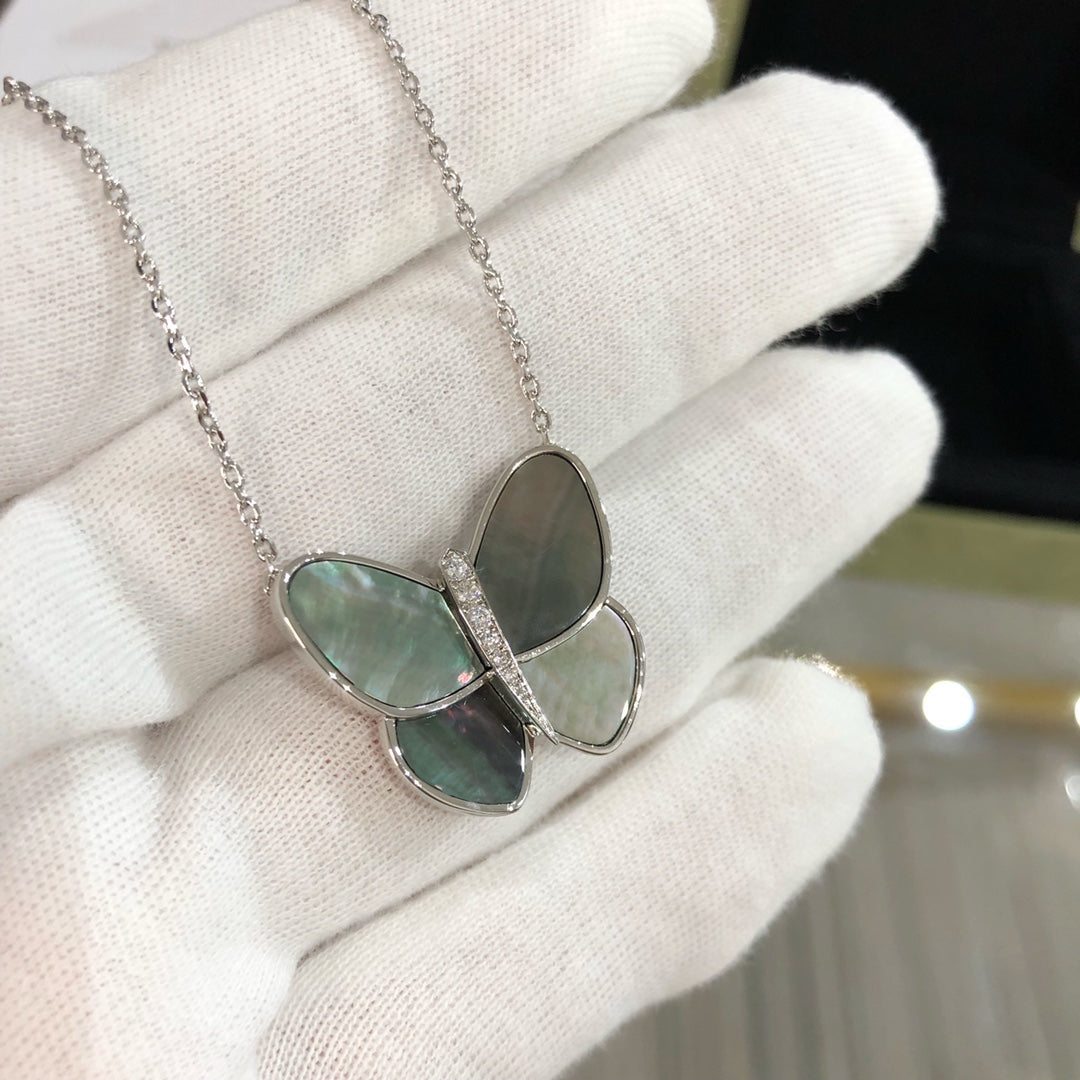 Aura LARGE BUTTERFLY SILVER PENDANT DIAMOND NECKLACE