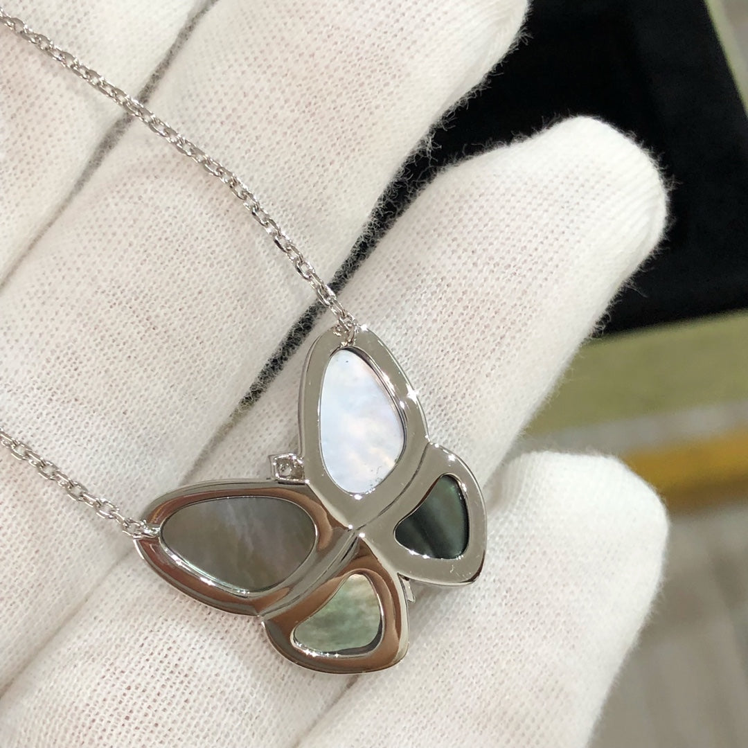 Aura LARGE BUTTERFLY SILVER PENDANT DIAMOND NECKLACE