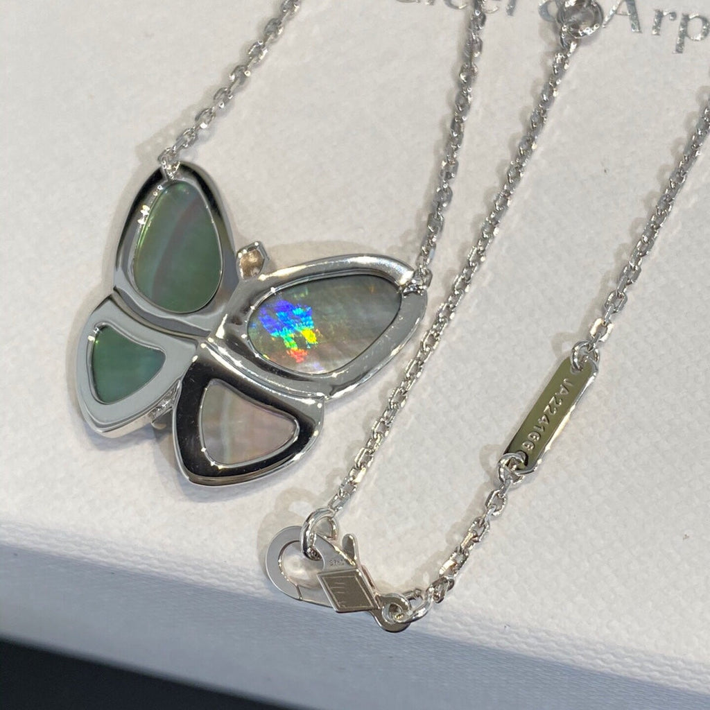 Aura LARGE BUTTERFLY SILVER PENDANT DIAMOND NECKLACE