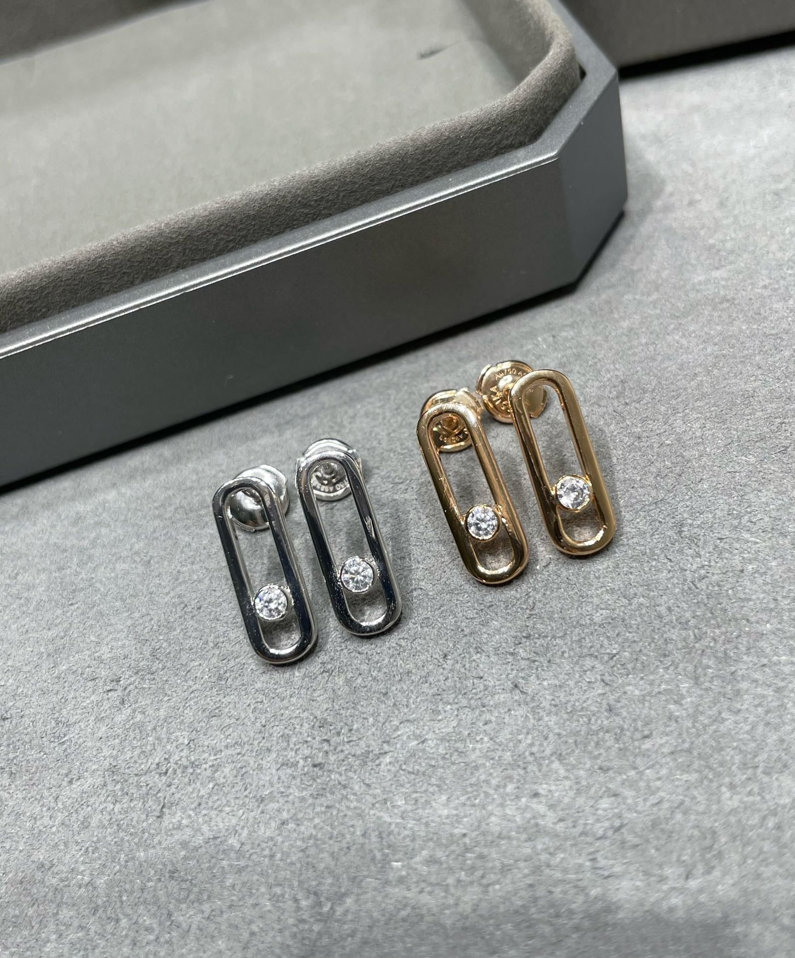 [Aura ] MOVE UNO SMALL 1 DIAMOND EARRINGS